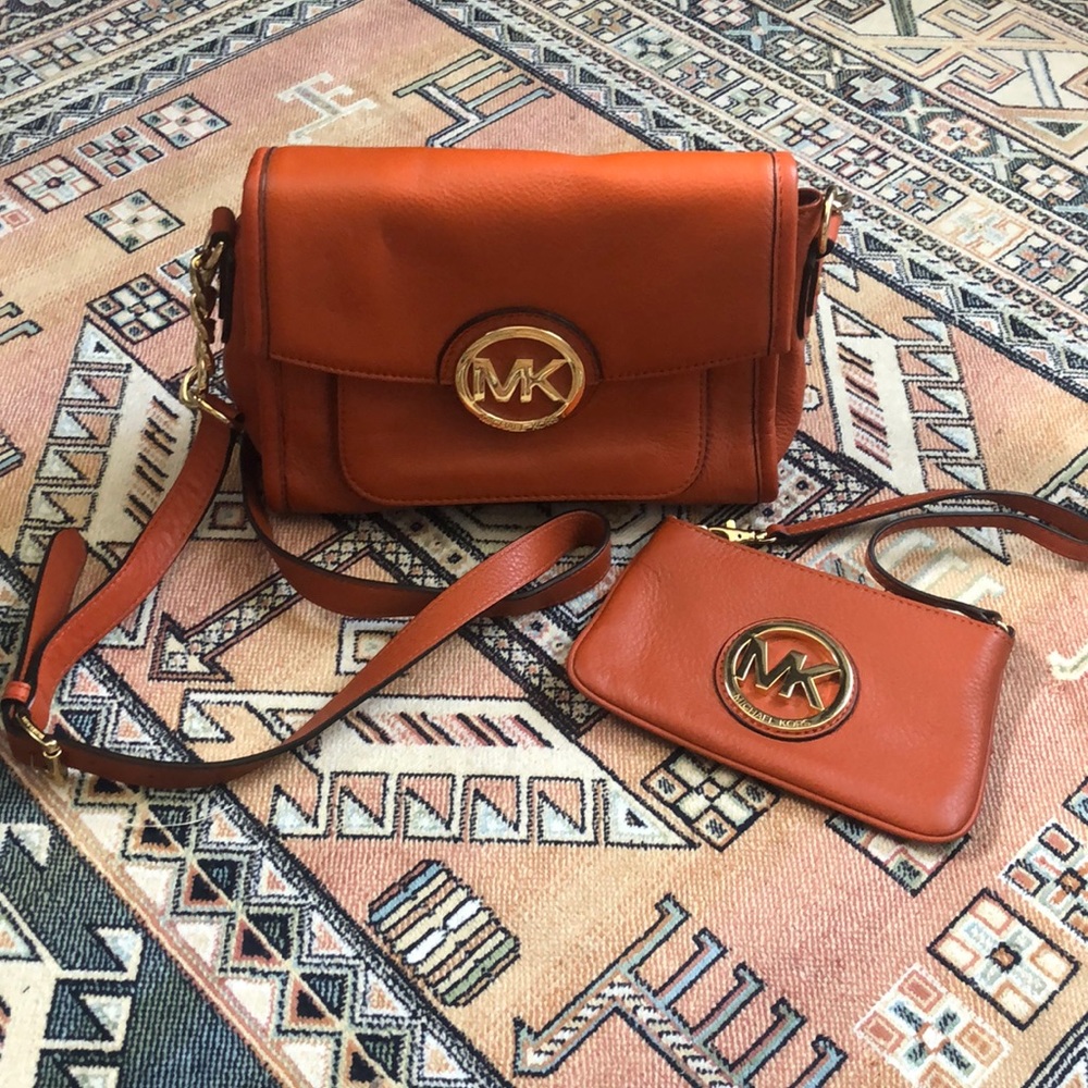 Michael Kors matching wristlet and crossbody set